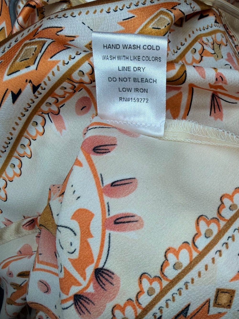 GiGio Paisley-Geometric Pattern Blouse - Picture 5 of 5